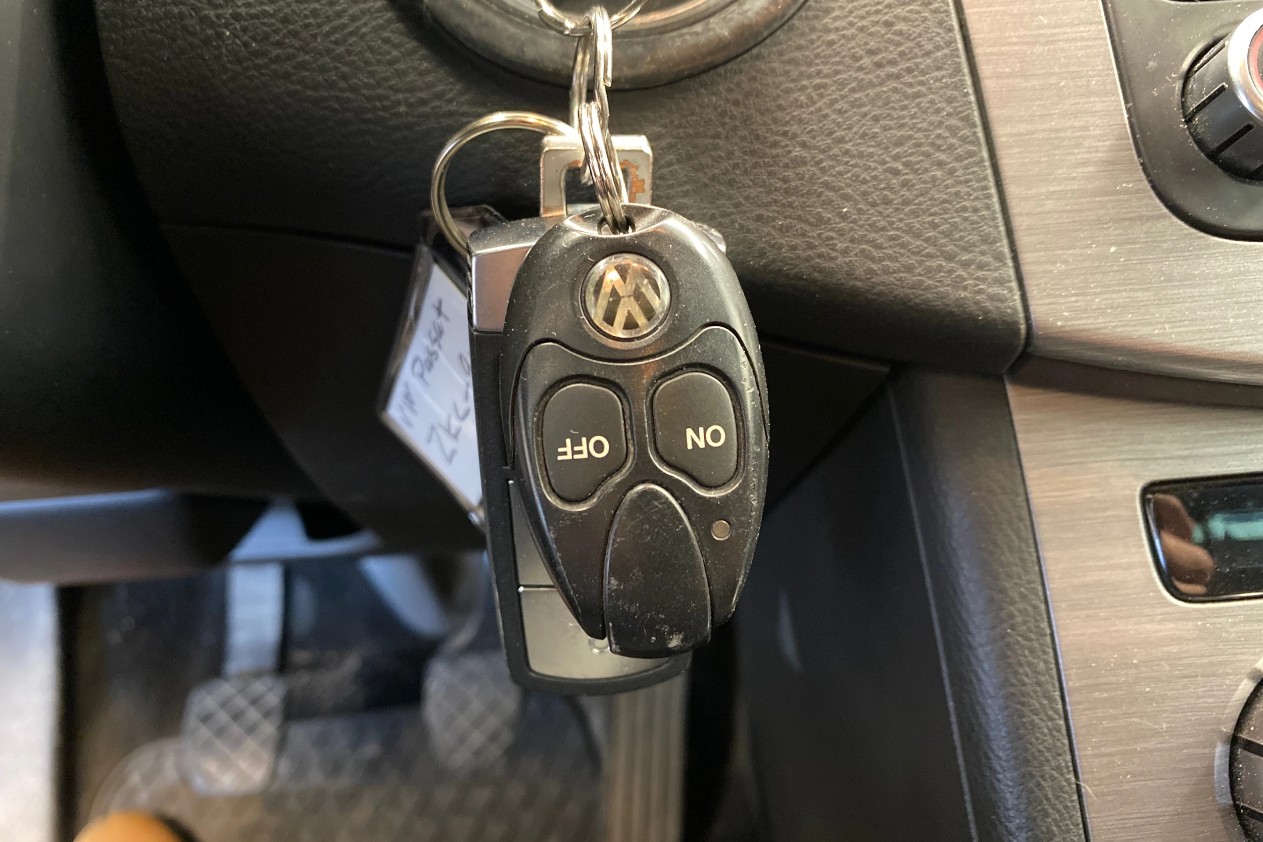 Sininen Volkswagen PASSAT 2014 kuva 35.