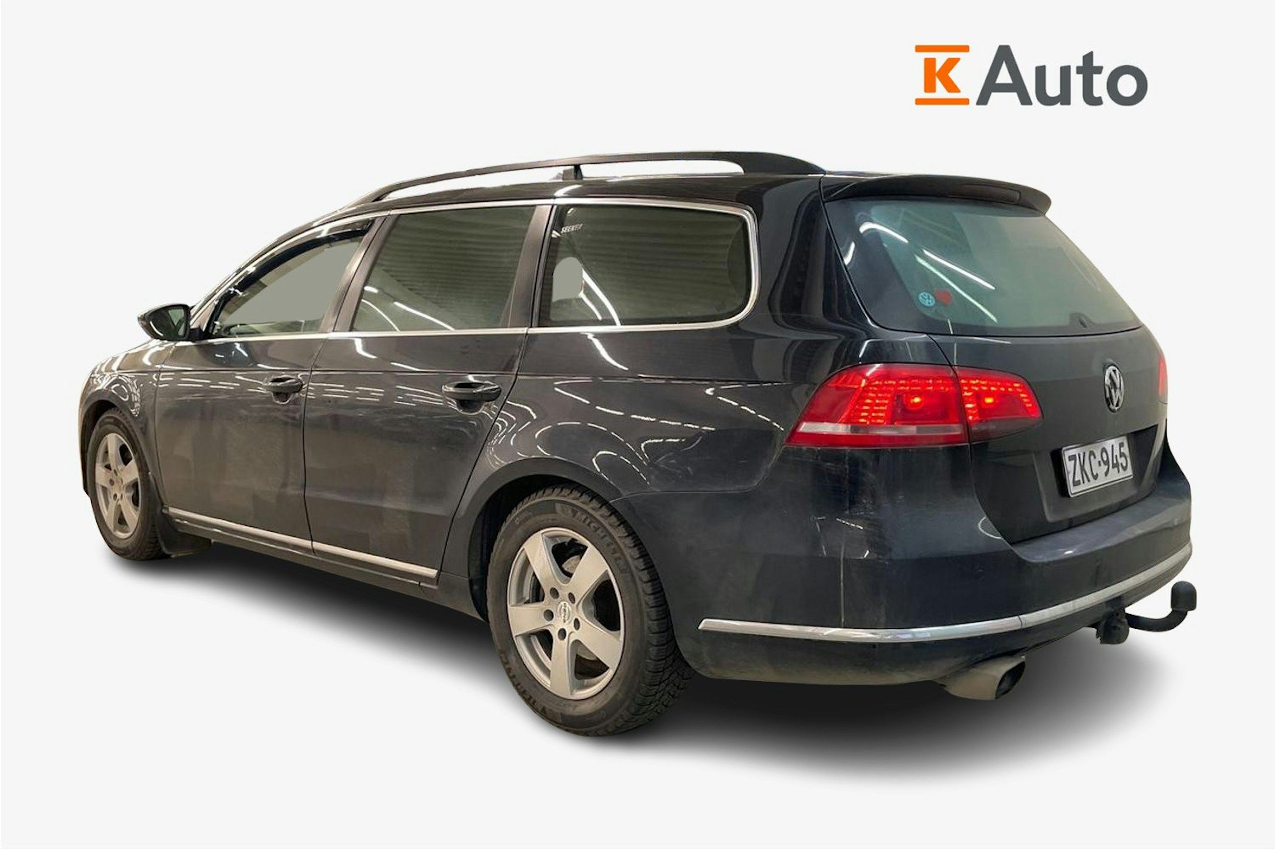 Musta Volkswagen PASSAT 2014 kuva 2.