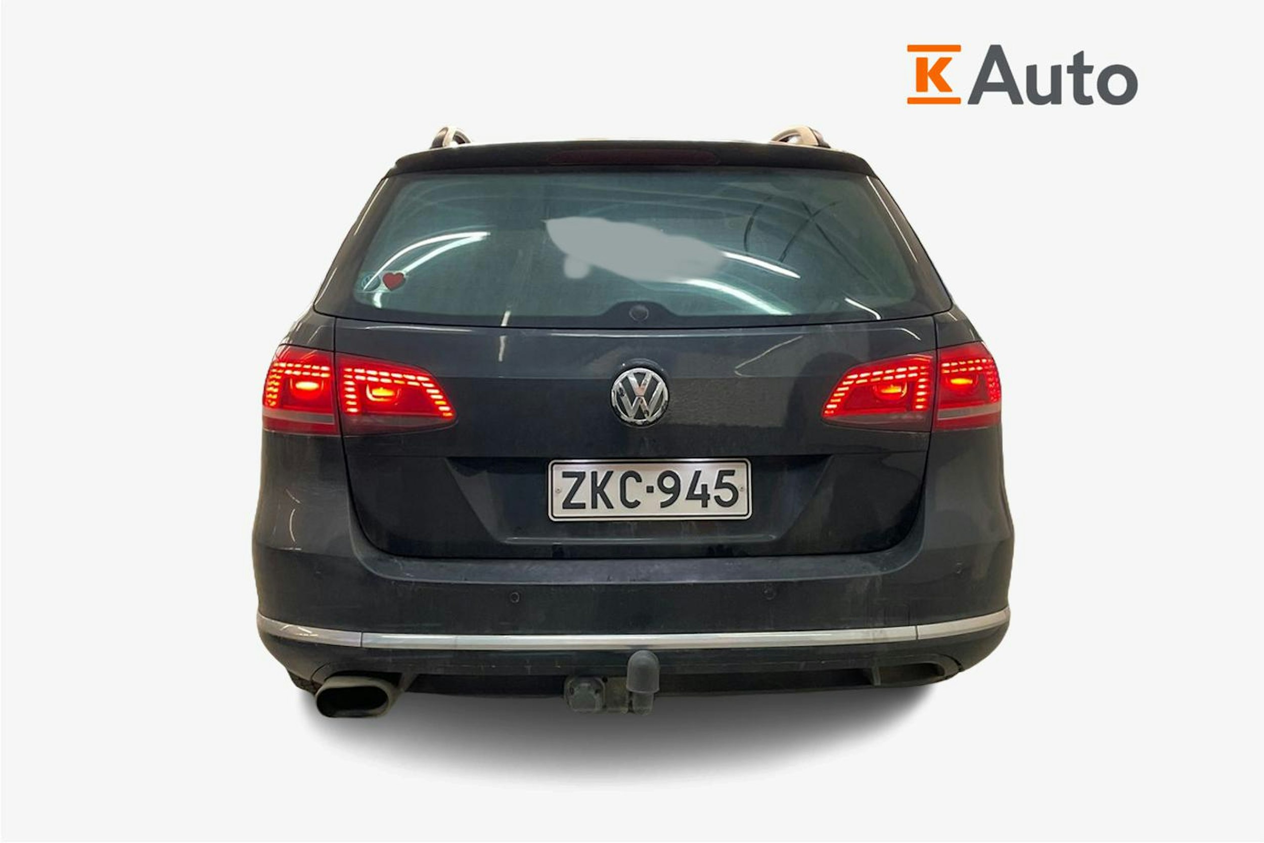 Musta Volkswagen PASSAT 2014 kuva 3.