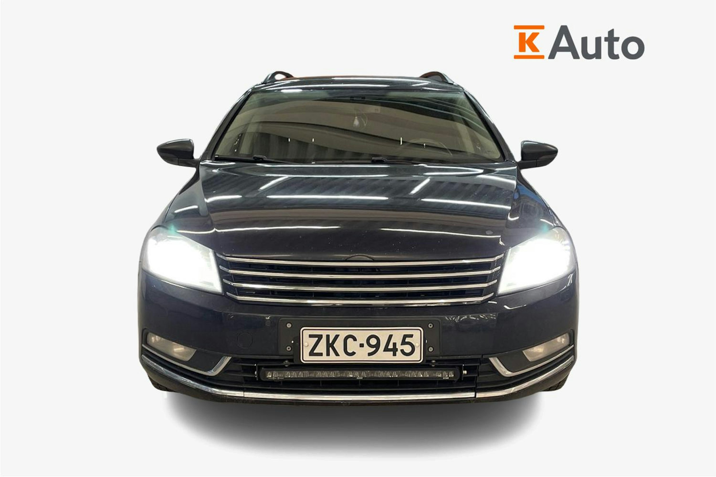 Musta Volkswagen PASSAT 2014 kuva 4.