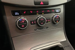 Musta Volkswagen PASSAT 2014 kuva 16.