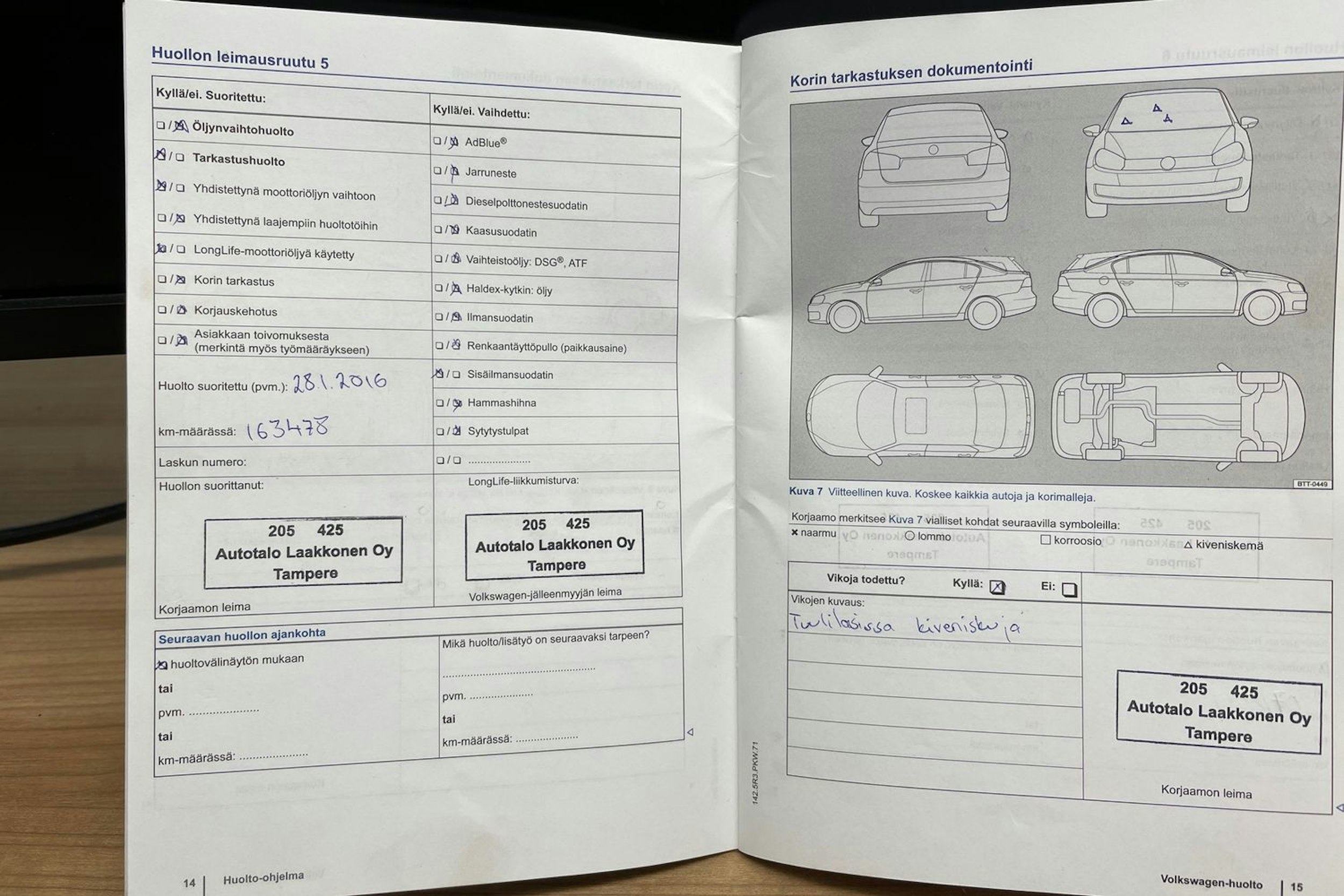 Musta Volkswagen PASSAT 2014 kuva 40.