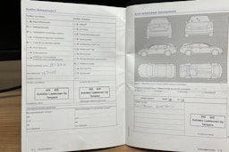 Musta Volkswagen PASSAT 2014 kuva 40.