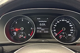 ruskea (beige) Volkswagen Passat 2015 kuva 15.