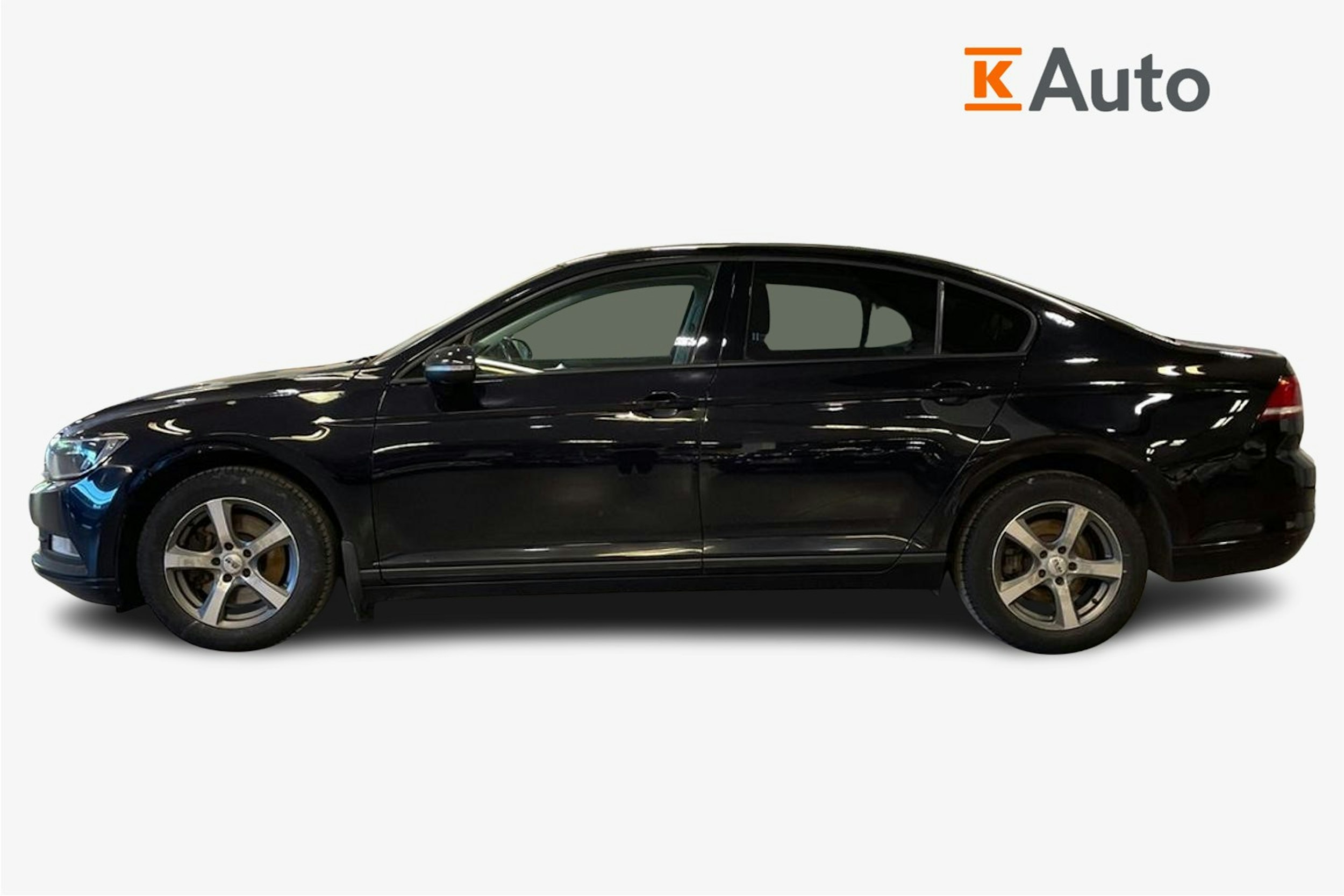 musta Volkswagen Passat 2015 kuva 6.