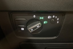 musta Volkswagen Passat 2015 kuva 18.