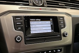 valkoinen Volkswagen Passat 2015 kuva 23.