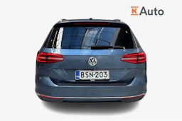 sininen Volkswagen Passat 2015 kuva 3.