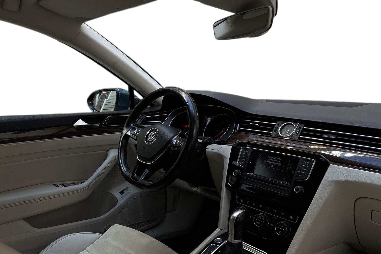 Volkswagen Passat 2015, kuva 7/24