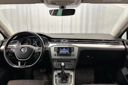 met. hopea Volkswagen Passat 2015 kuva 11.