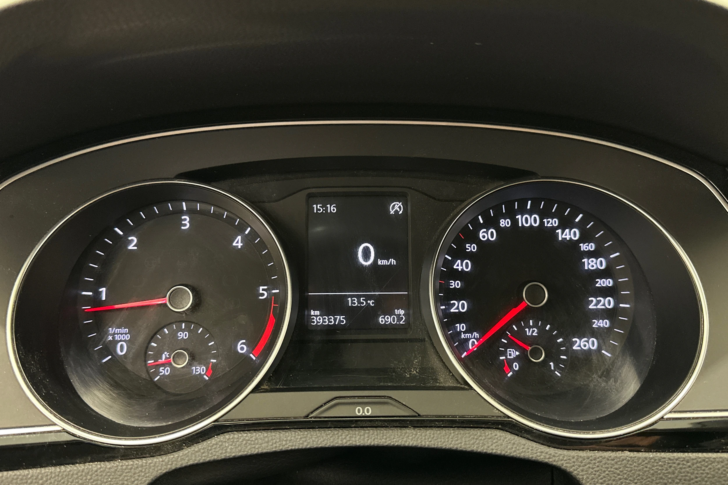 met. hopea Volkswagen Passat 2015 kuva 15.