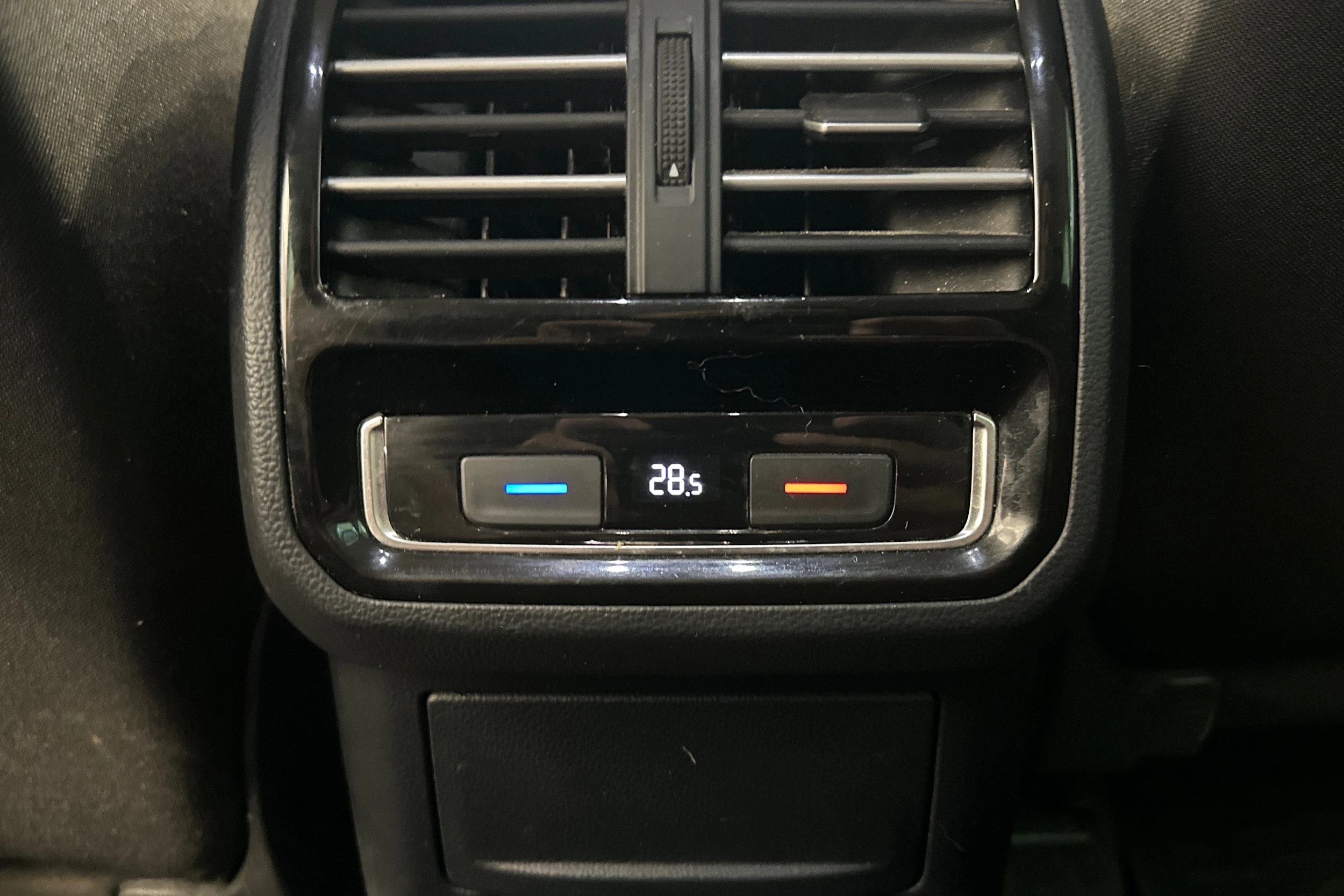 met. hopea Volkswagen Passat 2015 kuva 20.