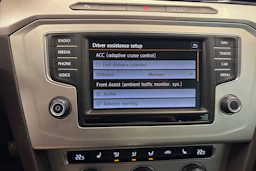 harmaa Volkswagen Passat 2015 kuva 17.