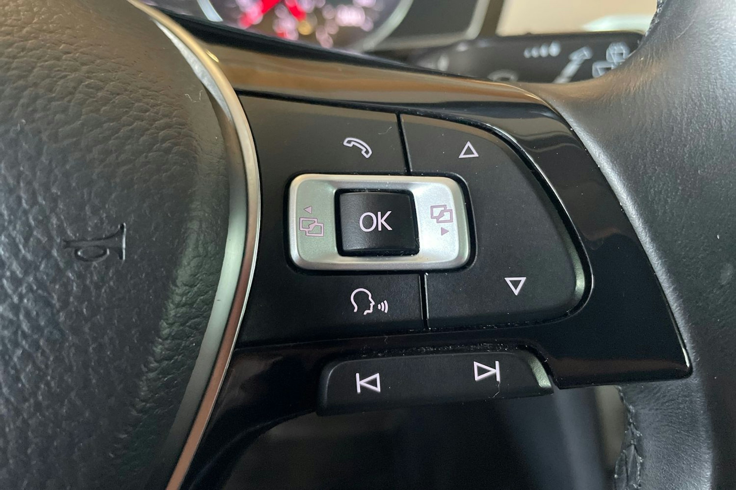 harmaa Volkswagen Passat 2015 kuva 17.