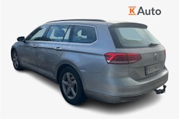 harmaa Volkswagen Passat 2015 kuva 2.