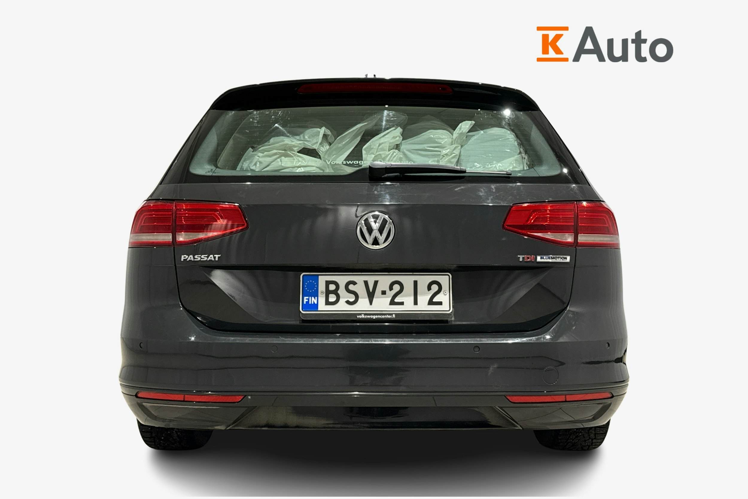 harmaa Volkswagen Passat 2015 kuva 3.