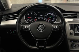 Harmaa Volkswagen PASSAT 2015 kuva 11.
