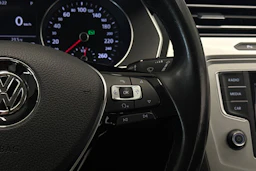 Harmaa Volkswagen PASSAT 2015 kuva 13.