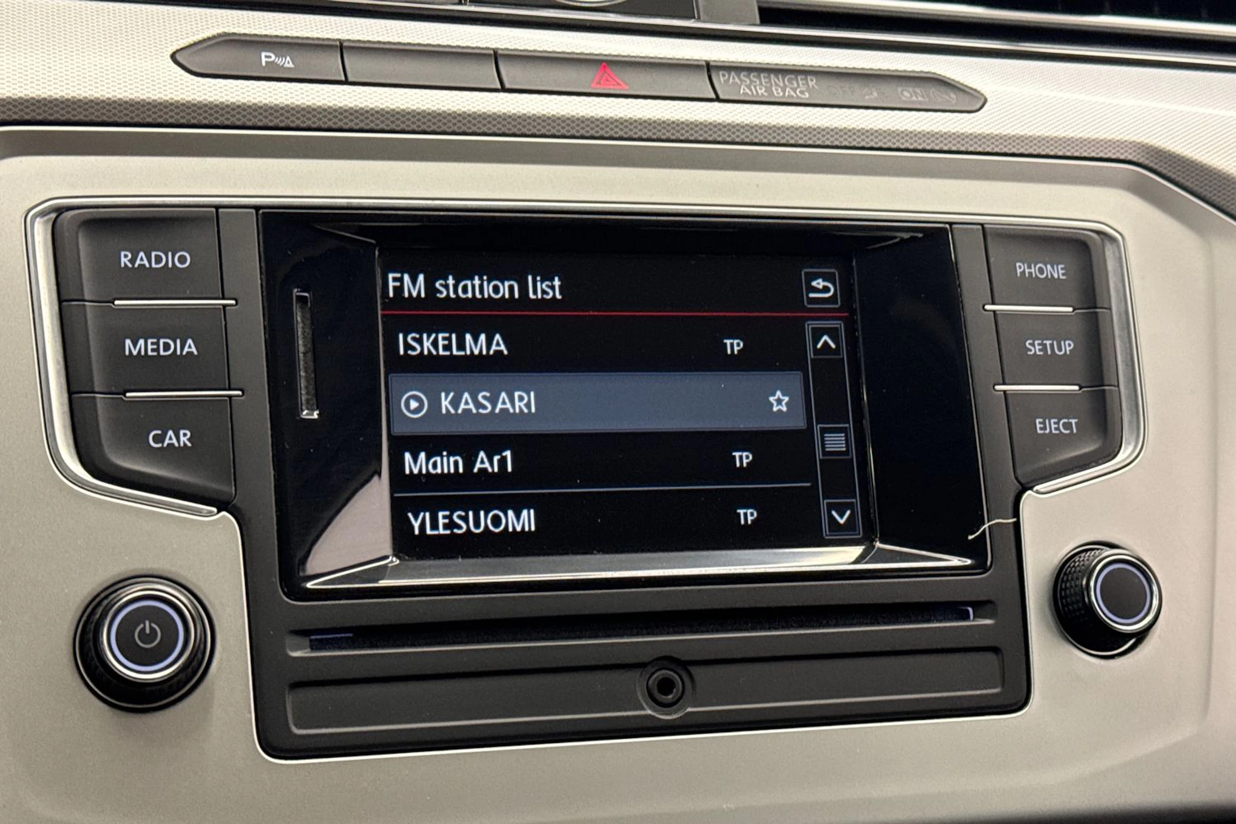 Harmaa Volkswagen PASSAT 2015 kuva 21.