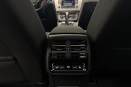 Harmaa Volkswagen PASSAT 2015 kuva 29.