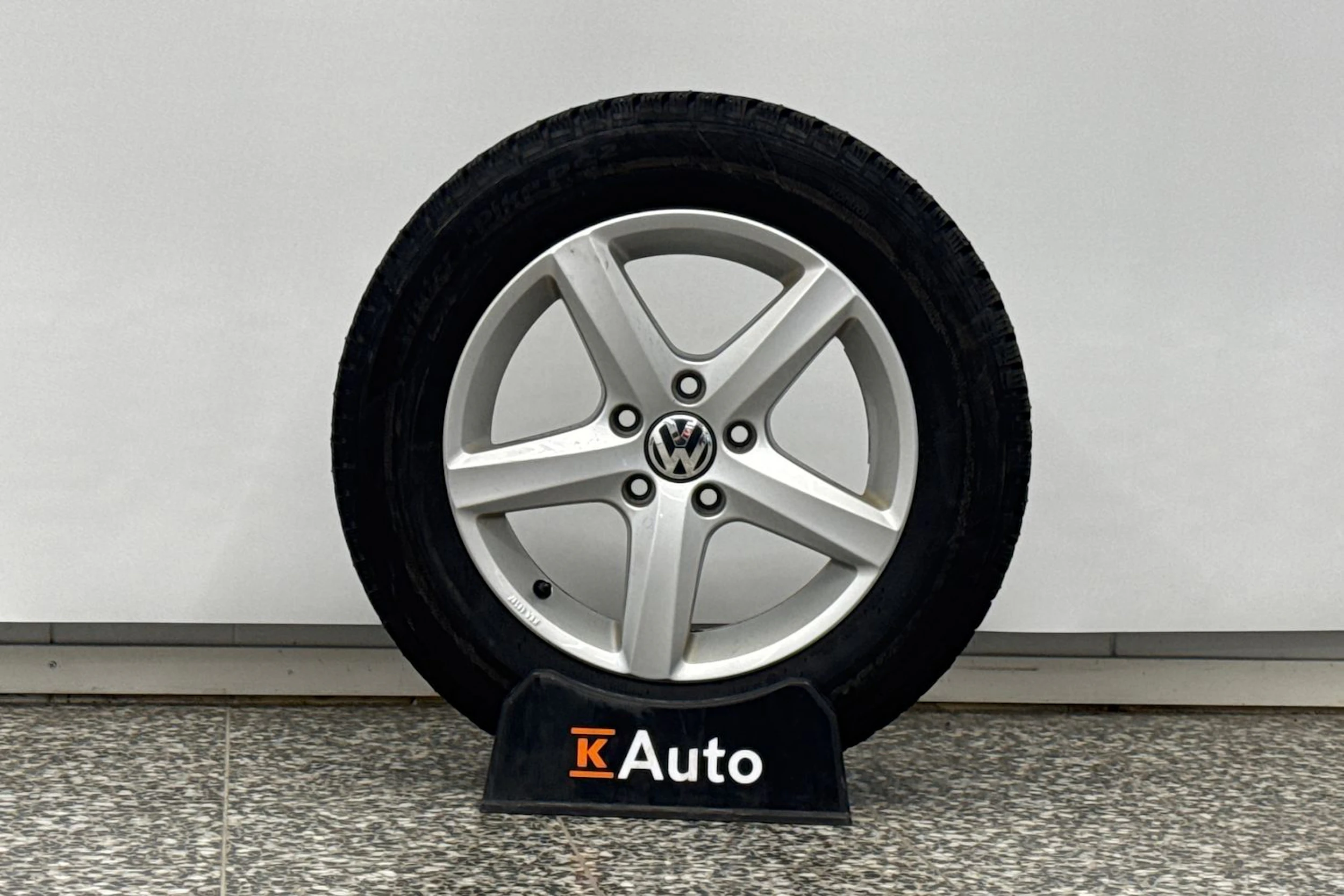 Harmaa Volkswagen PASSAT 2015 kuva 35.