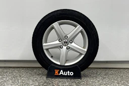 Harmaa Volkswagen PASSAT 2015 kuva 35.