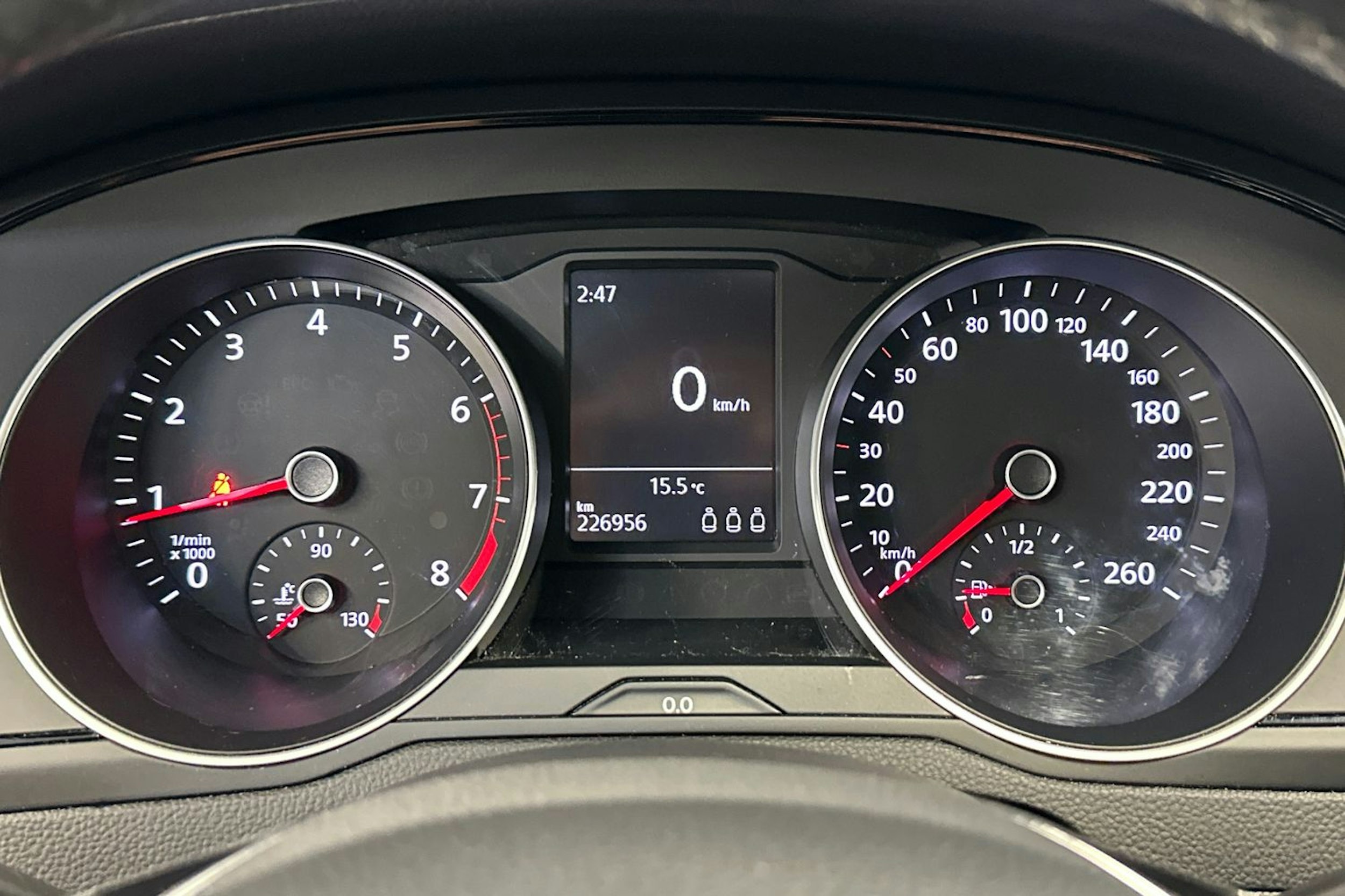 valkoinen Volkswagen Passat 2015 kuva 18.