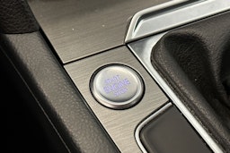 valkoinen Volkswagen Passat 2015 kuva 22.