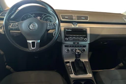 Ruskea (beige) Volkswagen PASSAT 2015 kuva 7.