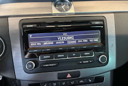 Ruskea (beige) Volkswagen PASSAT 2015 kuva 14.