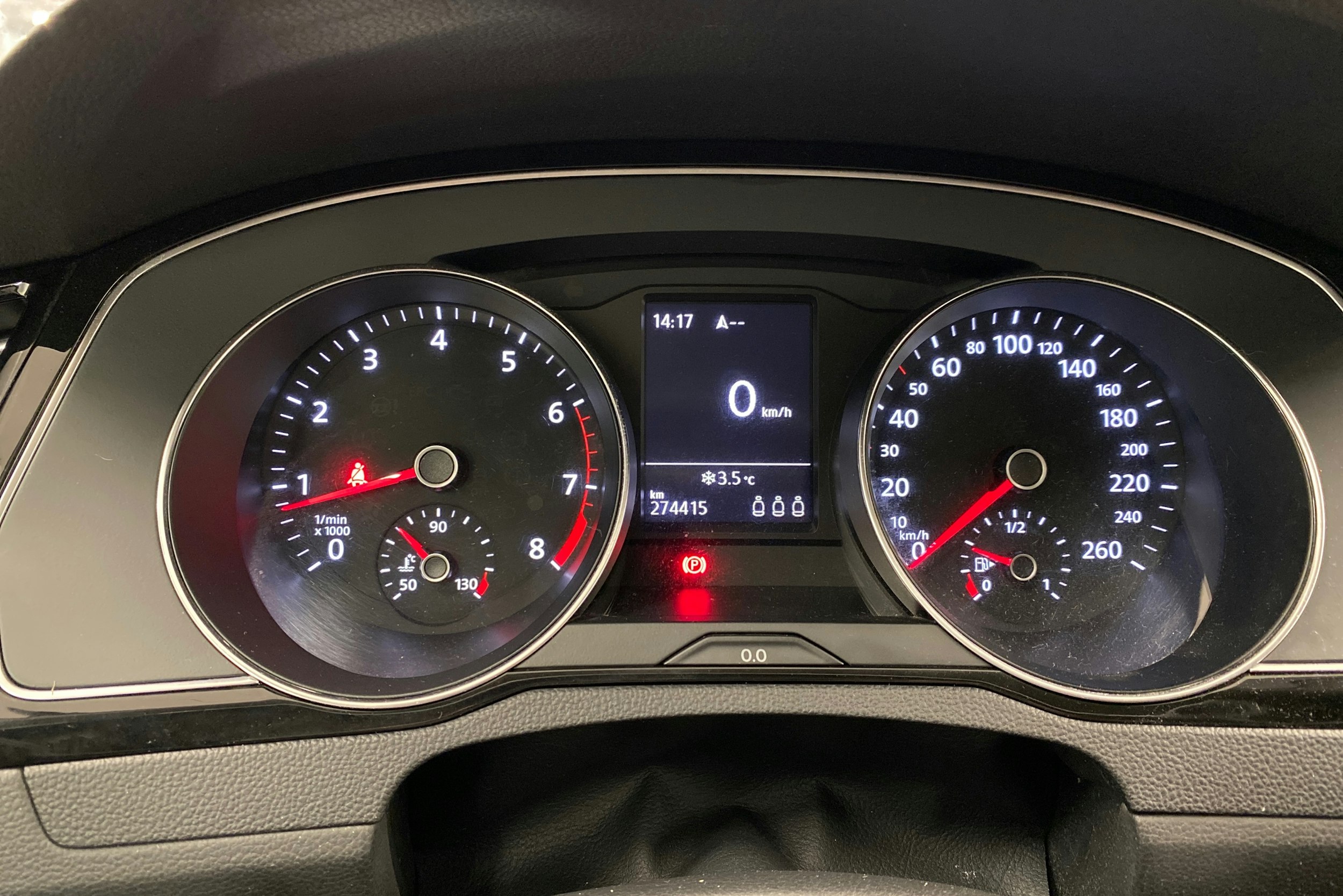 musta Volkswagen Passat 2015 kuva 14.