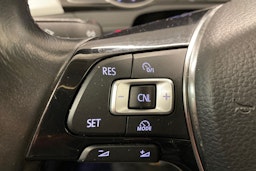 musta Volkswagen Passat 2015 kuva 18.