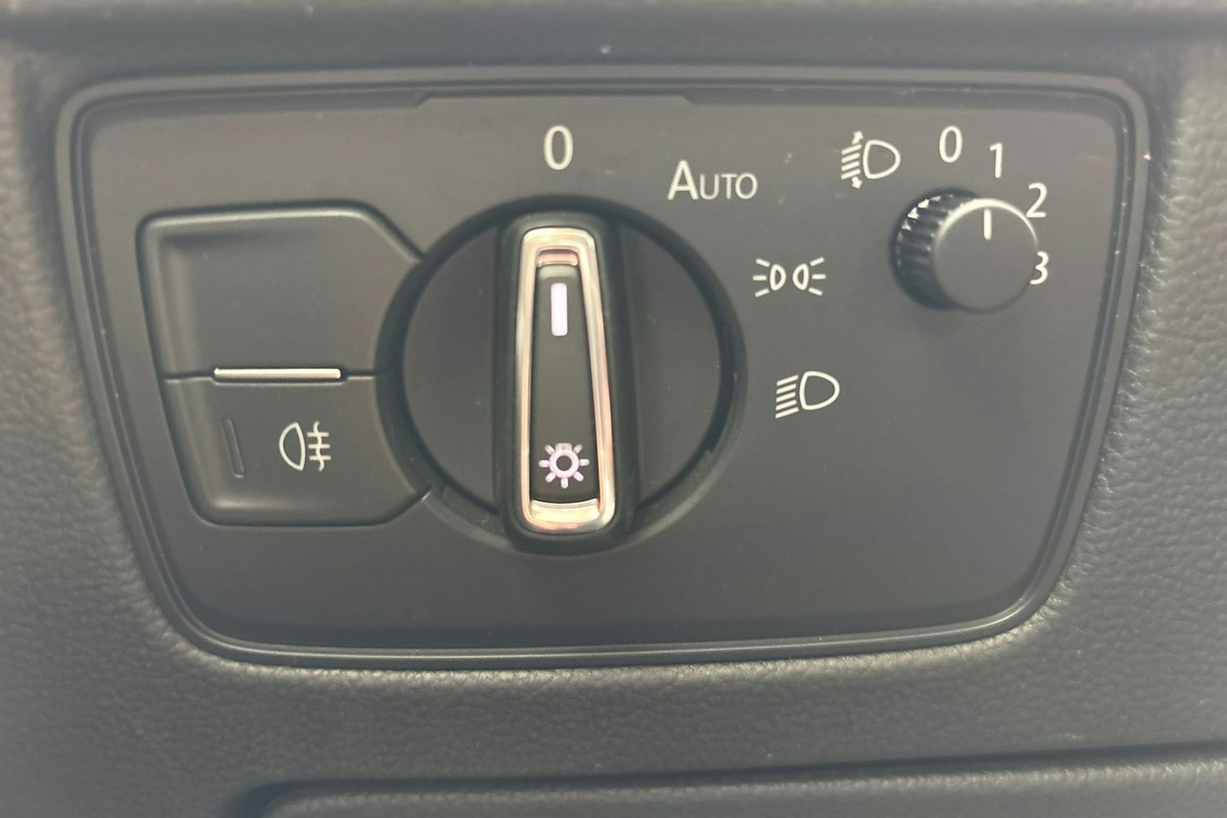 hopea Volkswagen Passat 2015 kuva 17.