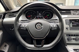 hopea Volkswagen Passat 2015 kuva 18.