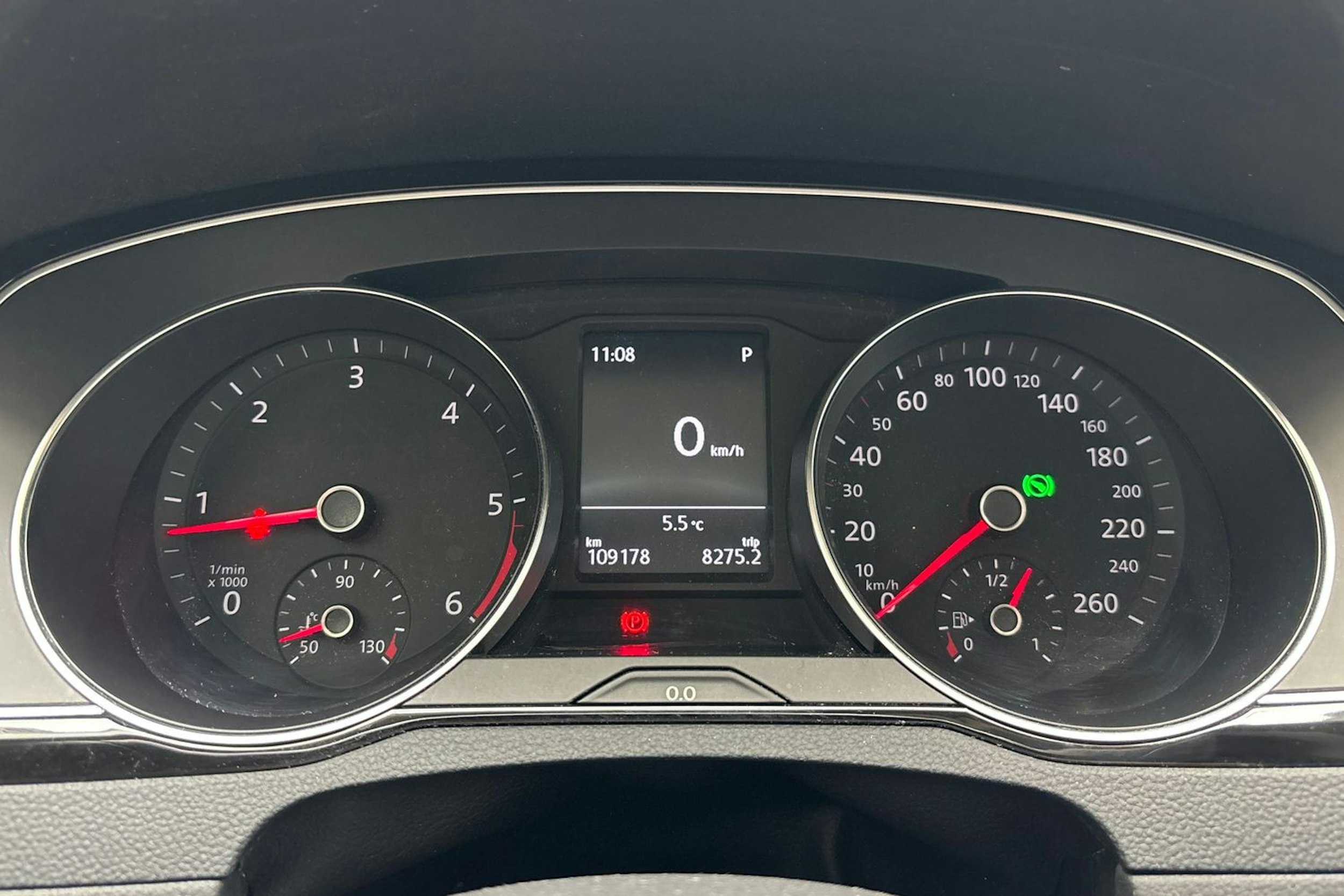 hopea Volkswagen Passat 2015 kuva 19.