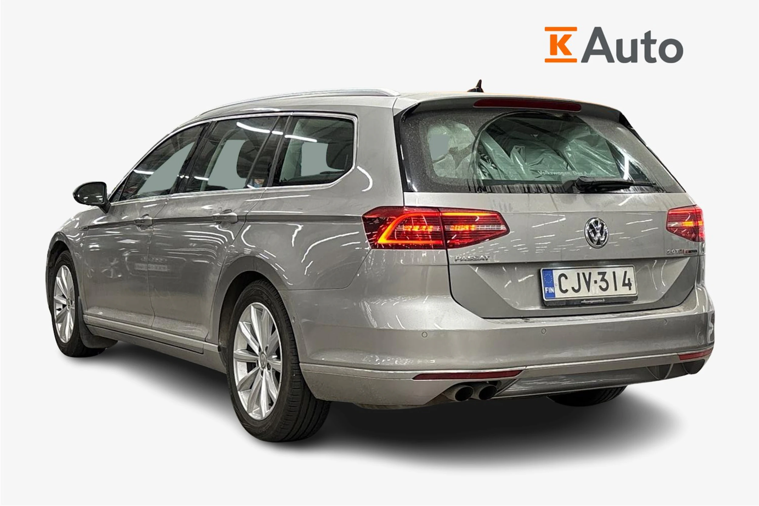 harmaa Volkswagen Passat 2015 kuva 2.