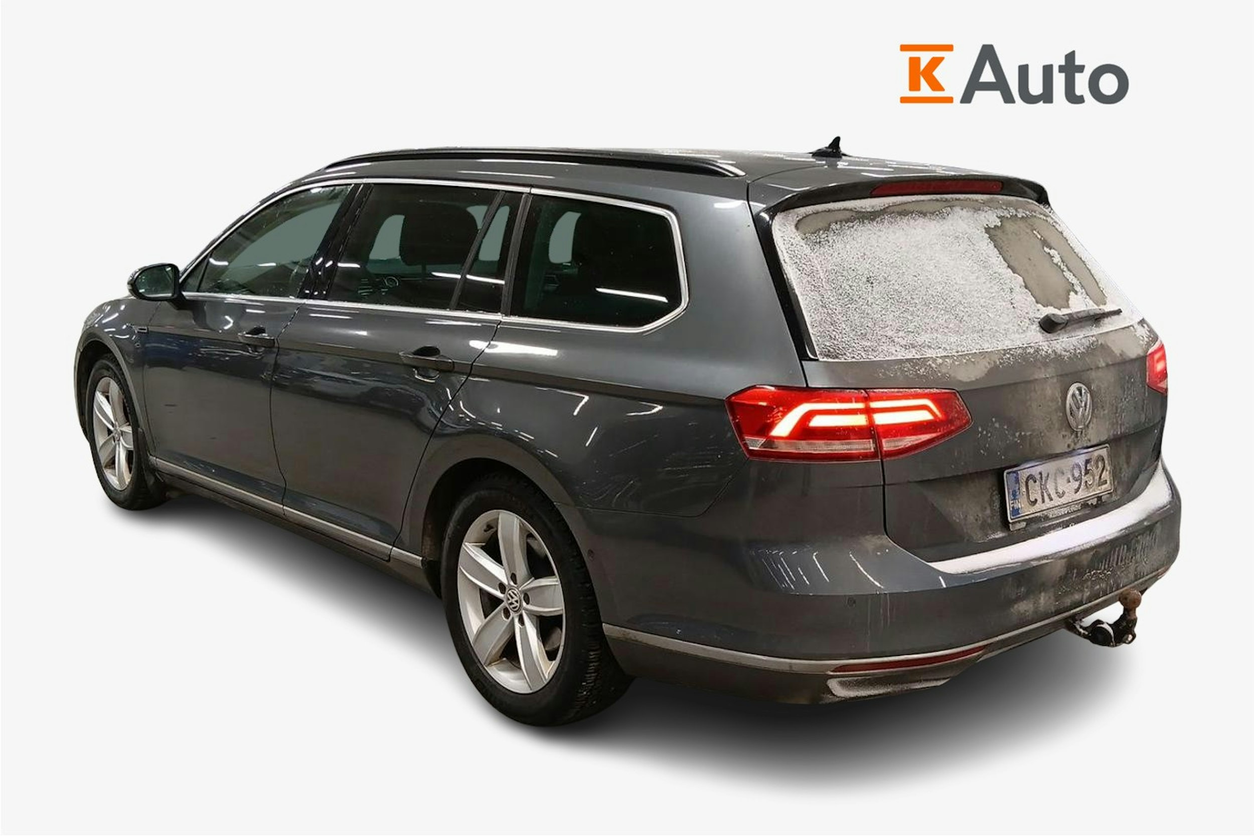 harmaa Volkswagen Passat 2016 kuva 2.