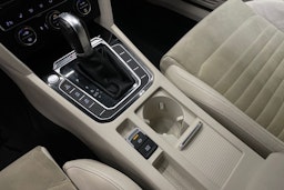 Musta Volkswagen PASSAT 2015 kuva 15.