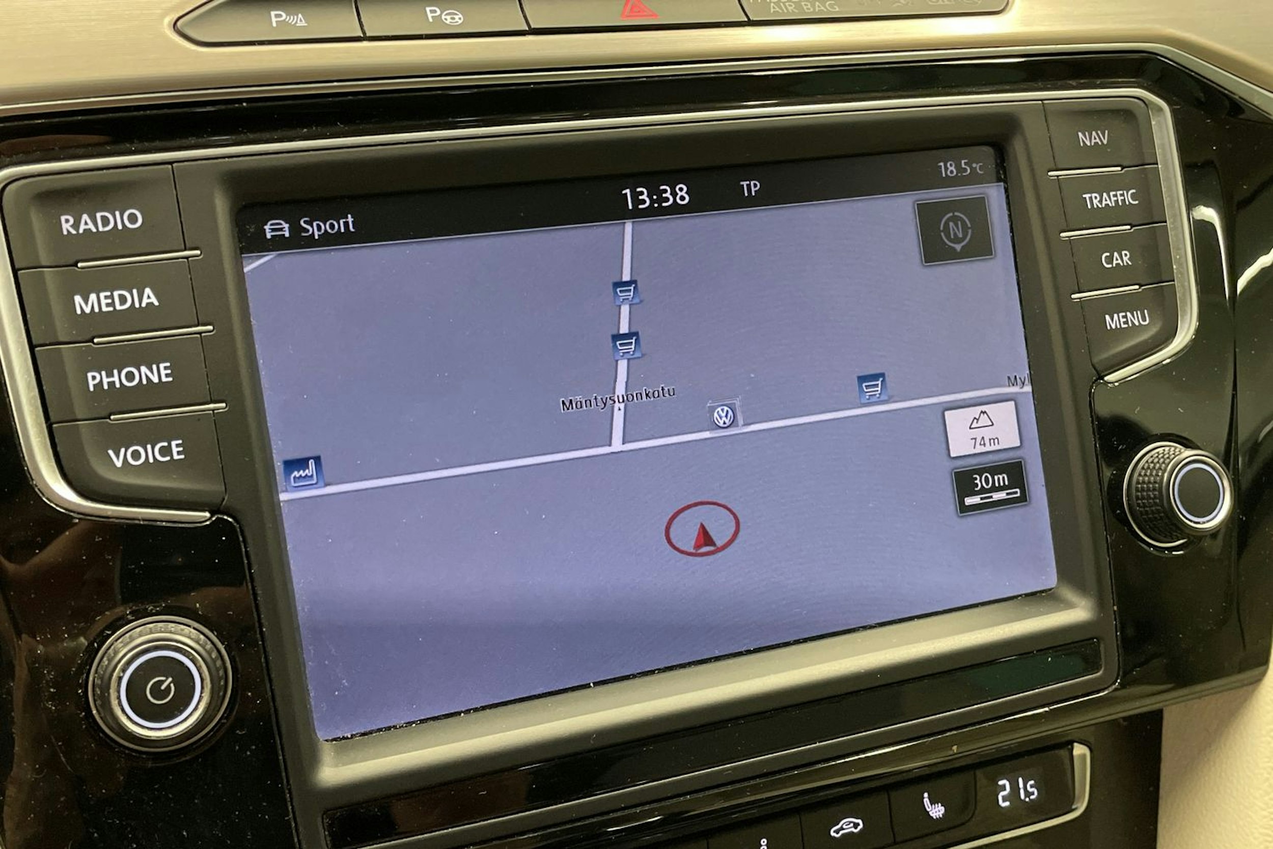 Musta Volkswagen PASSAT 2015 kuva 17.