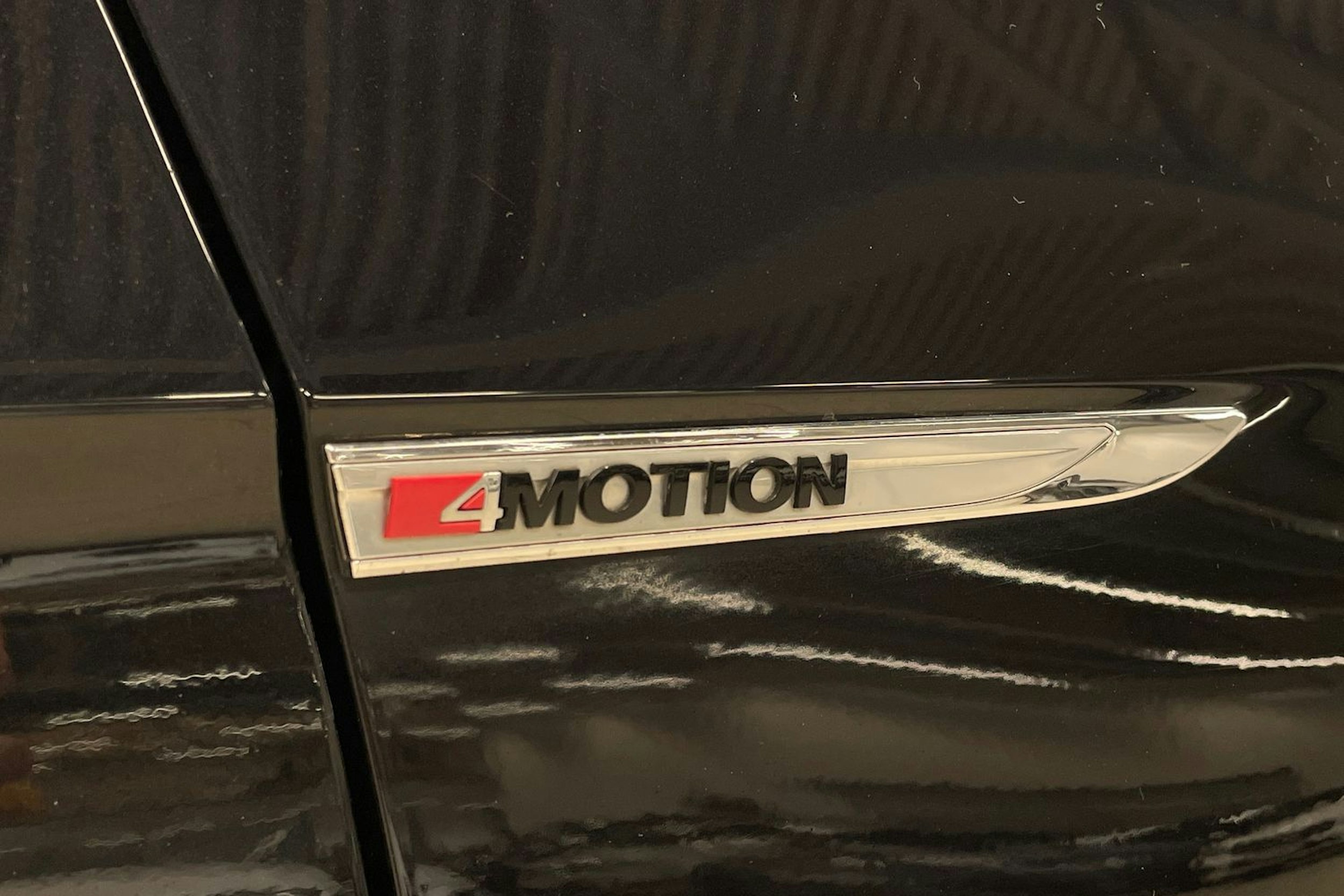 Musta Volkswagen PASSAT 2015 kuva 22.