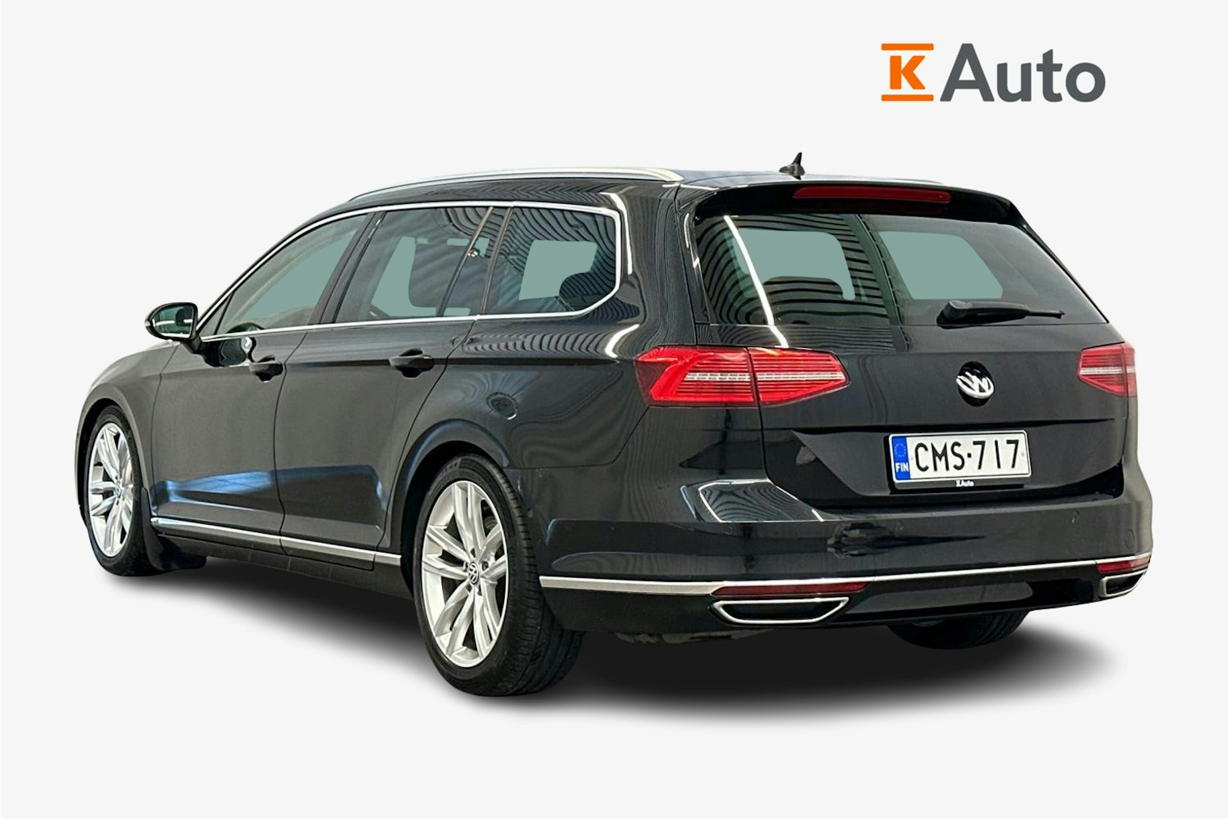 musta Volkswagen Passat 2015 kuva 2.