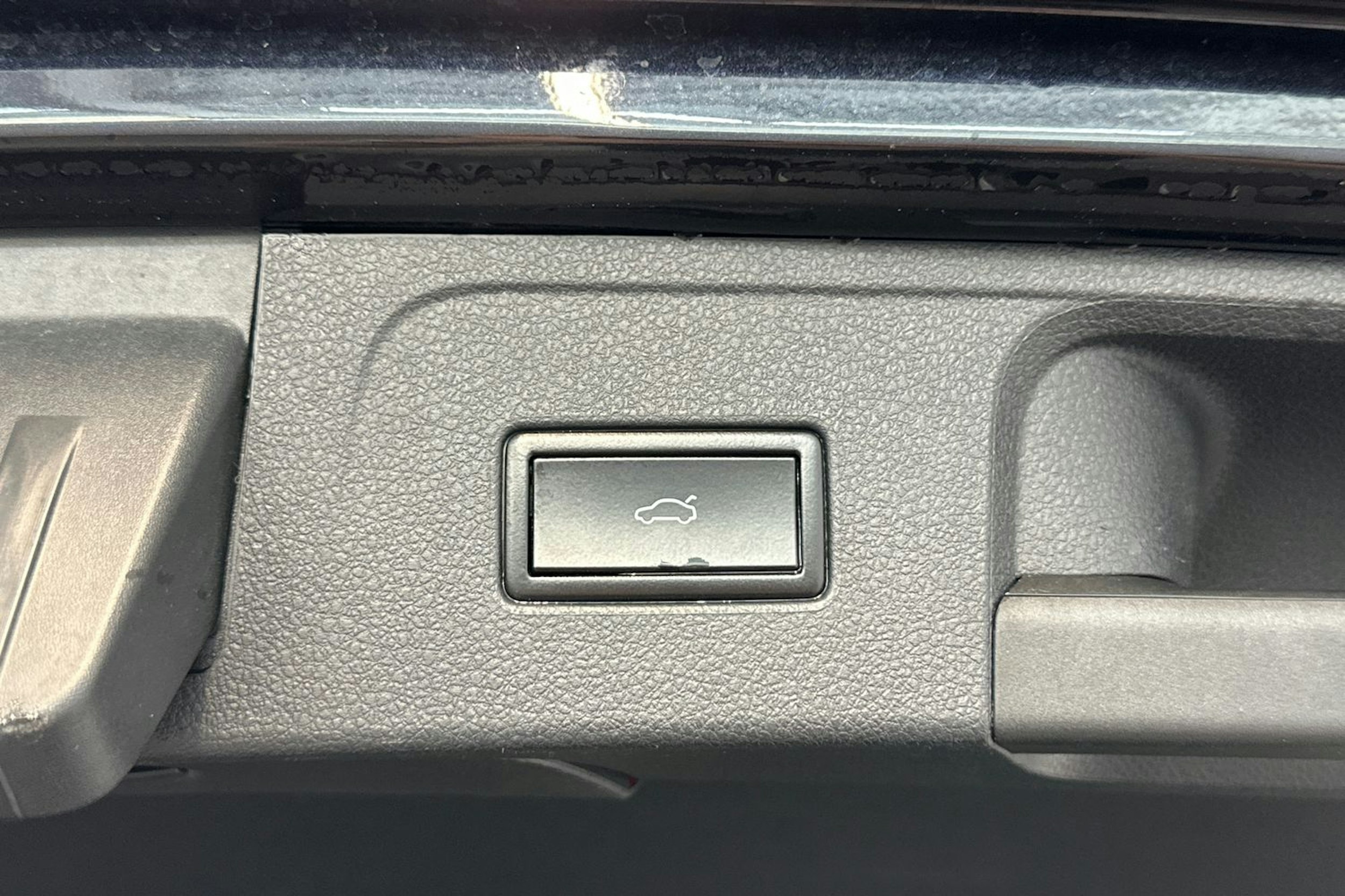 musta Volkswagen Passat 2015 kuva 14.