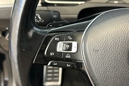 musta Volkswagen Passat 2015 kuva 20.