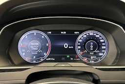 musta Volkswagen Passat 2015 kuva 22.