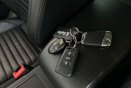 musta Volkswagen Passat 2015 kuva 29.
