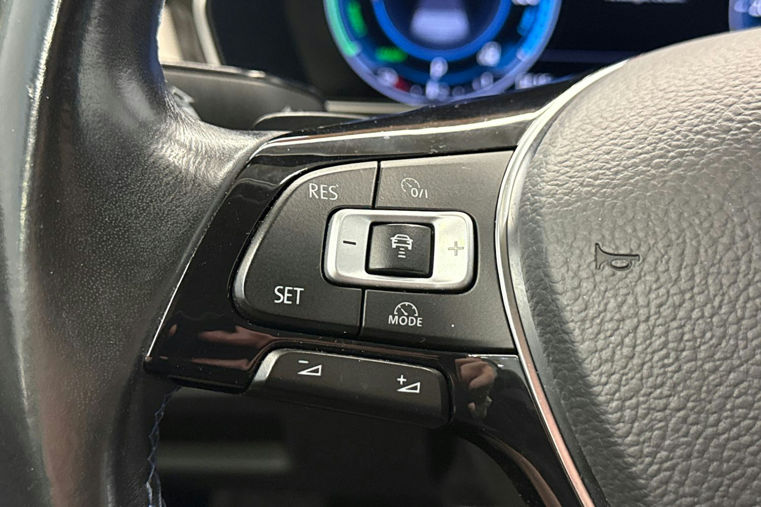 hopea Volkswagen Passat 2015 kuva 12.