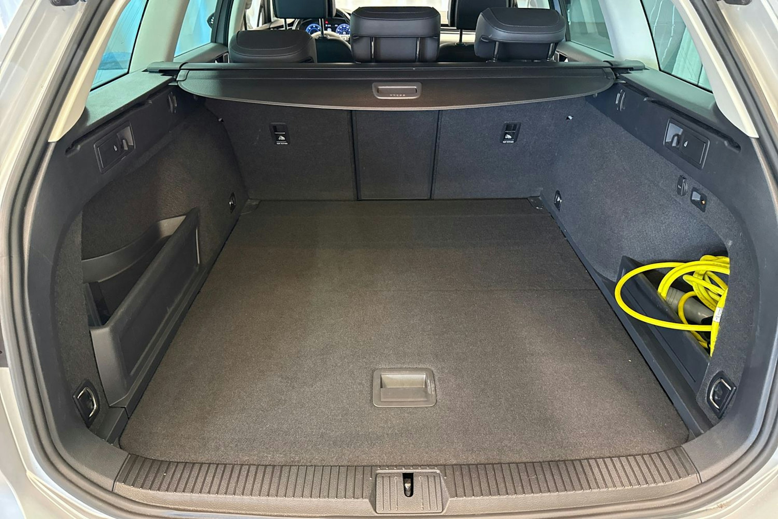 hopea Volkswagen Passat 2015 kuva 21.