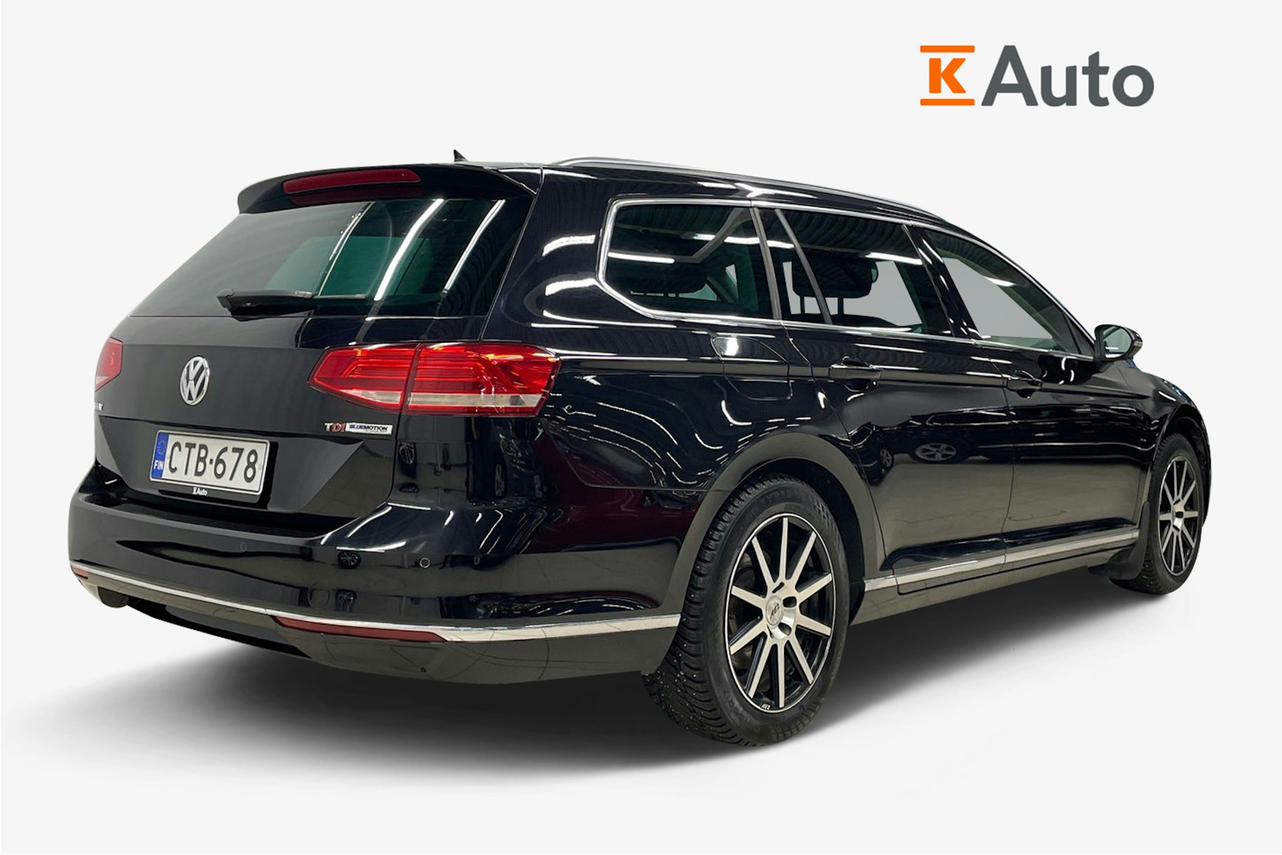 Musta Volkswagen PASSAT 2015 kuva 2.