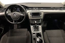 Musta Volkswagen PASSAT 2015 kuva 9.