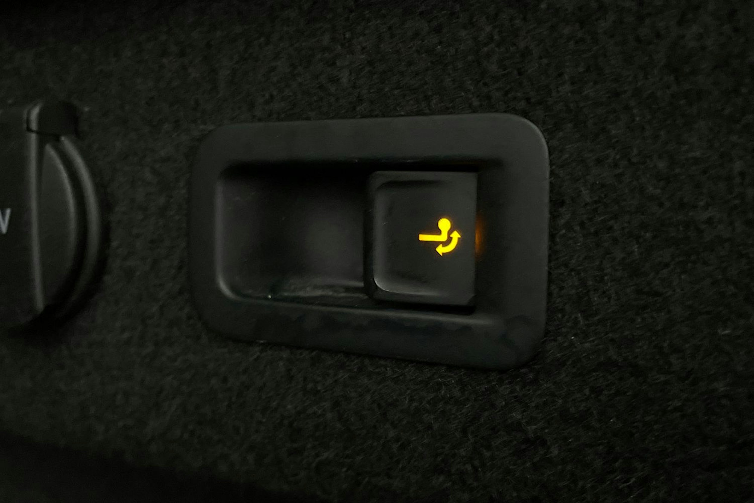 Musta Volkswagen PASSAT 2015 kuva 24.